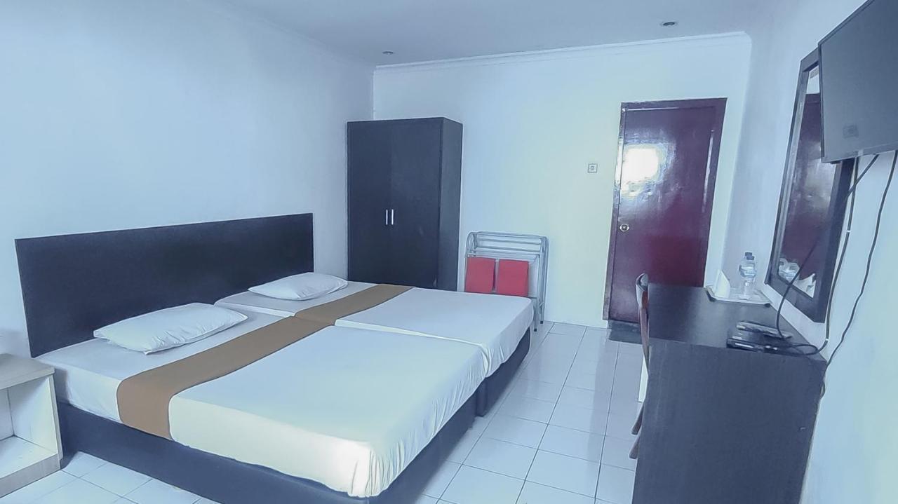 Burangrang Village Mitra Reddoorz Bogor Esterno foto